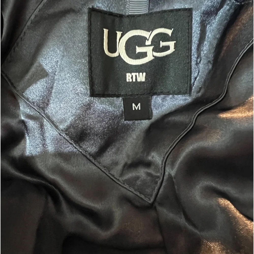 UGG “Lucinda